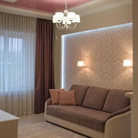 Remarkable Appartments In Town Center 폴타바 외부 사진